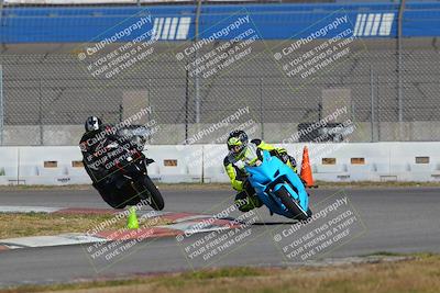 media/Nov-26-2022-Fastrack Riders (Sat) [[b001e85eef]]/Level 2/Session 3 Outside Turn 9/